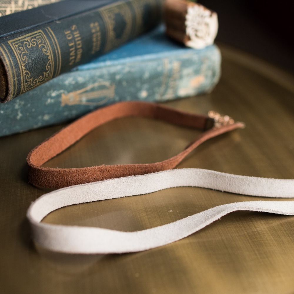 Faux Suede Choker Necklace Set